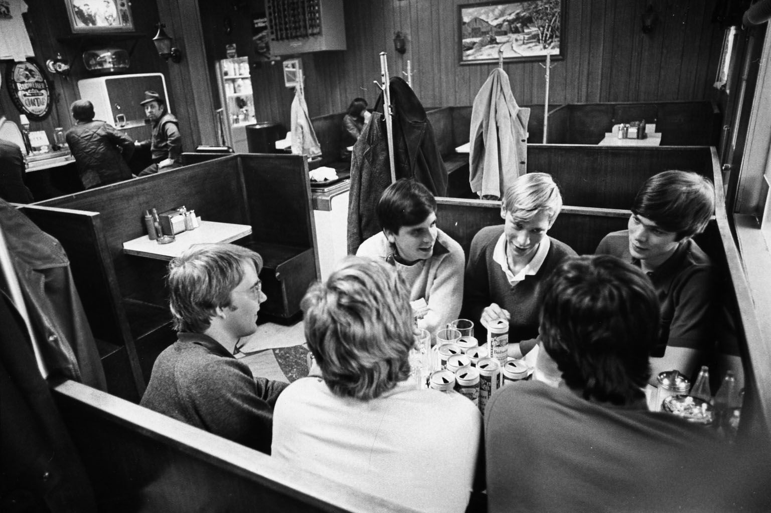 Simos Barbecue Inn